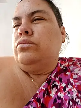 yaneth_'s cam snapshot