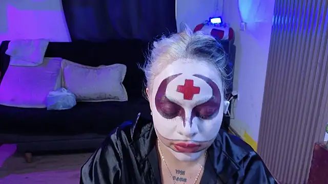 Cuttiealice's cam snapshot