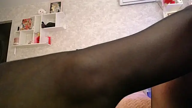 NickyAdamidi's cam snapshot