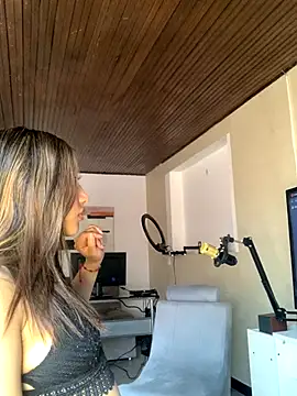 KloePink_'s cam snapshot