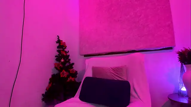 LunaKai_'s cam snapshot