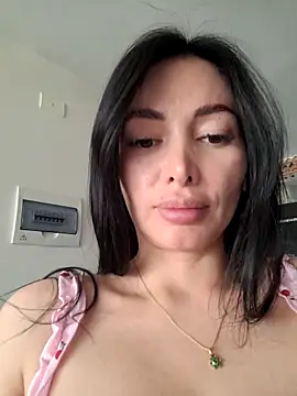 _monicab's cam snapshot