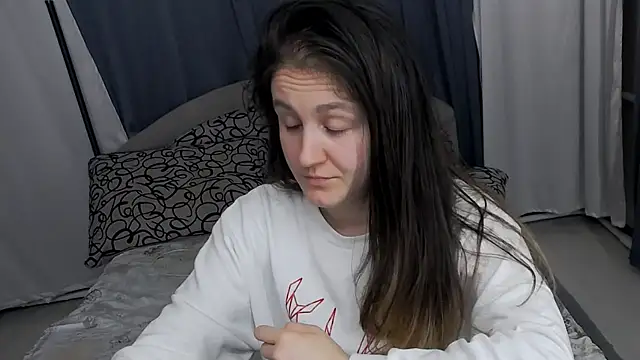 Holliy_Cooper's cam snapshot