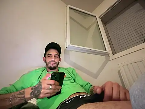 Rebeu313 live sex cam