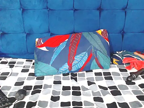 AriesCake's cam snapshot