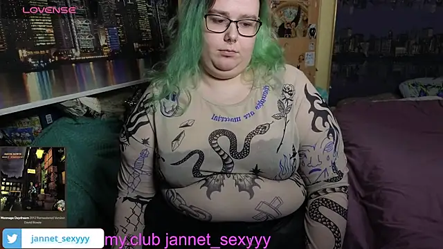 JannetPie's cam snapshot