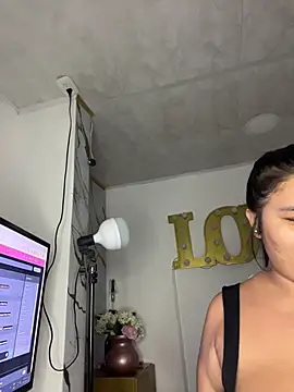 emmamilk20's cam snapshot