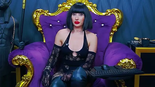 LaraMaeve's cam snapshot