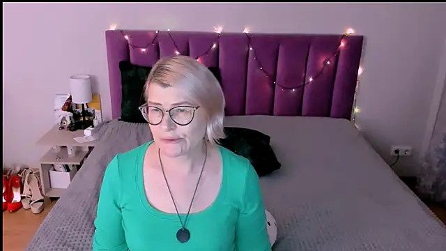 sabrinamacmarren's cam snapshot