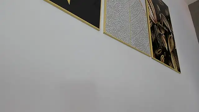 dylan_cross_ live sex cam