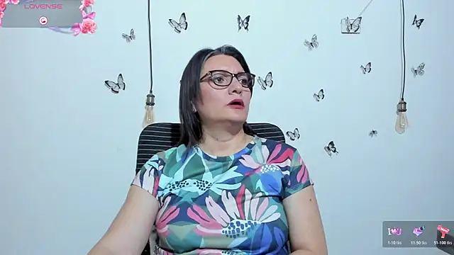 Amie_Adams82_'s cam snapshot