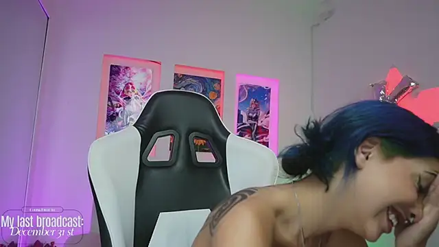 KayraOwen's cam snapshot