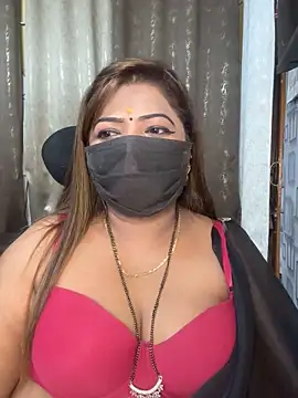 GEET-LOVE live sex cam