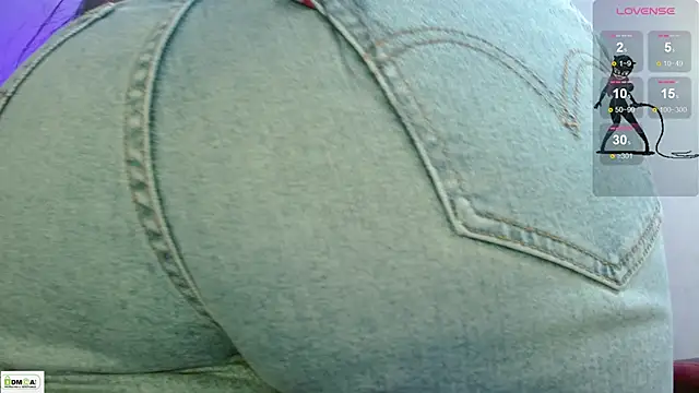 Miss_scarllet_'s cam snapshot