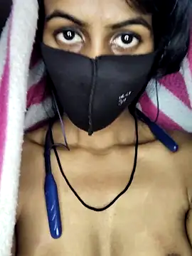 Thaper_Meera2's cam snapshot