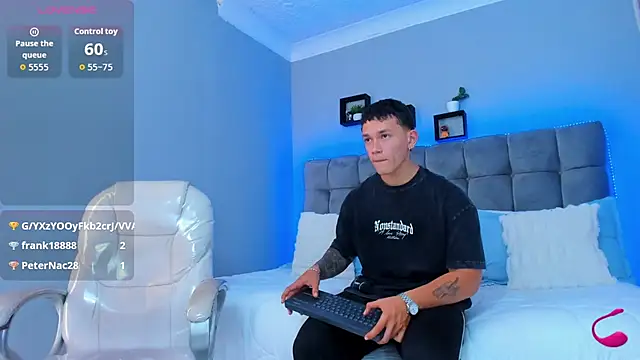 Thomas_moon live sex cam