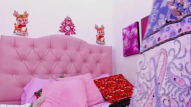 mia_collin_'s cam snapshot