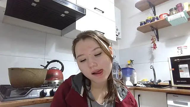 VelmaMaasch's cam snapshot