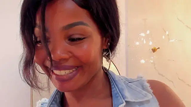 dakhota___'s cam snapshot