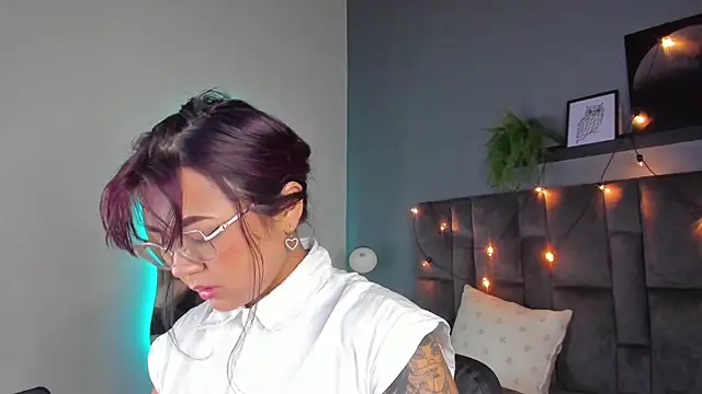 alaia-rogers's cam snapshot