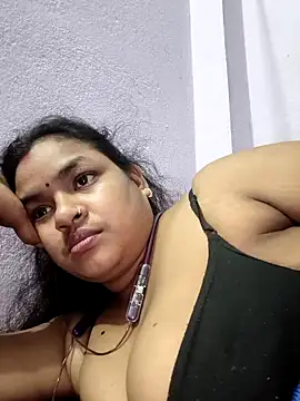 Deborbhavi222's cam snapshot