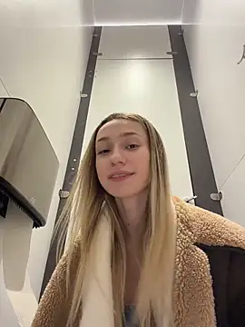 Lia__Love's cam snapshot