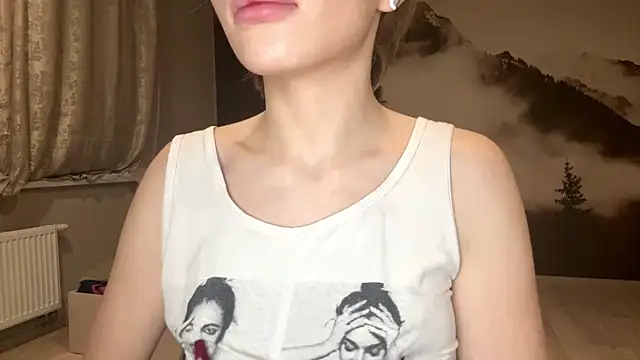 MelaineAytes's cam snapshot