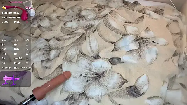 MaryjaneSpider's cam snapshot