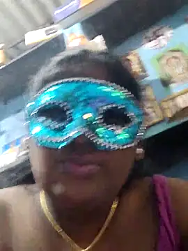 divyatamil143's cam snapshot