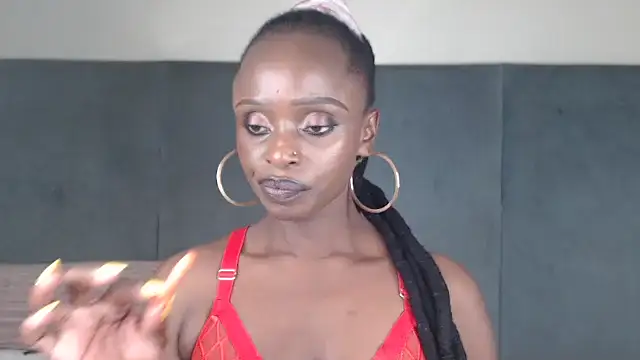 Jah-Queen's cam snapshot