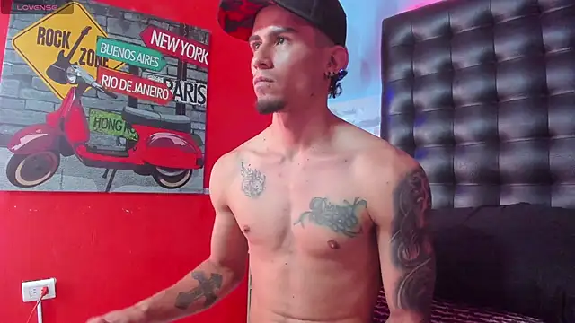 Sharon_Tyga20's cam snapshot