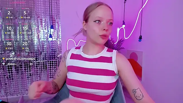 lucy_loy's cam snapshot