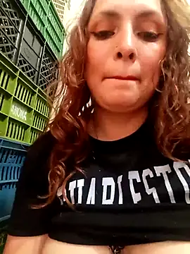 VERONICA__03's cam snapshot