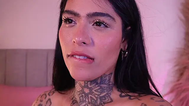 curvyliciousss's cam snapshot