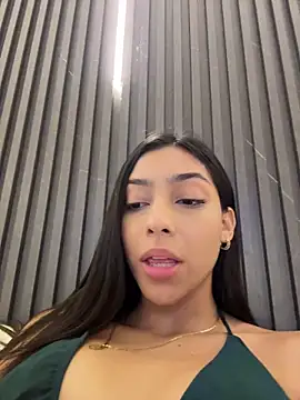 Ema_azel's cam snapshot