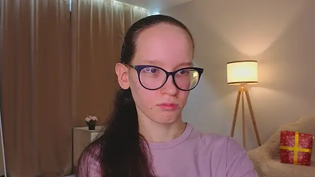 BettyBrowni's cam snapshot