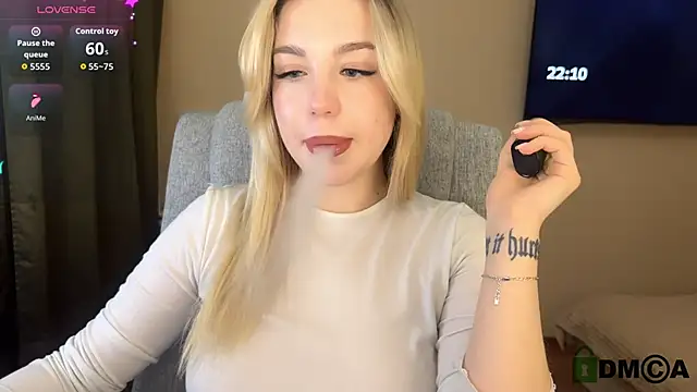 ariashaa's cam snapshot