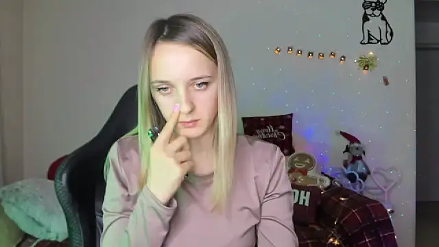 RouseReed's cam snapshot