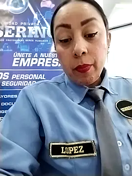 CRISTAL__11's cam snapshot