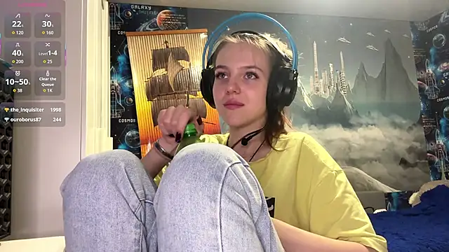 Elira_Breeze's cam snapshot