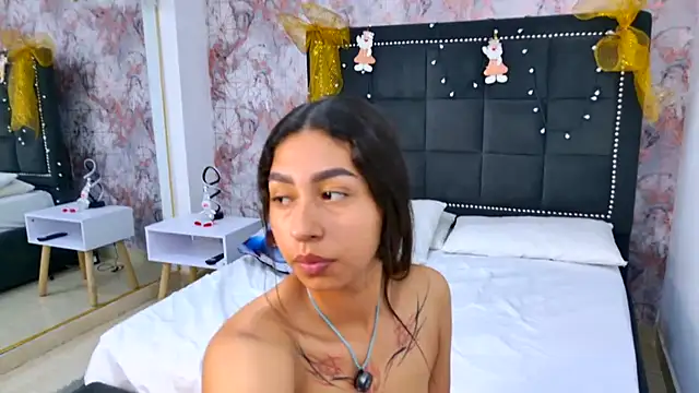 Aliss_Star's cam snapshot