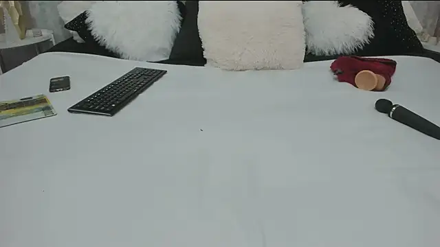 boobies4fun's cam snapshot