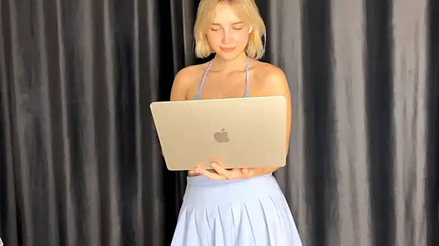 MelodyImam's cam snapshot