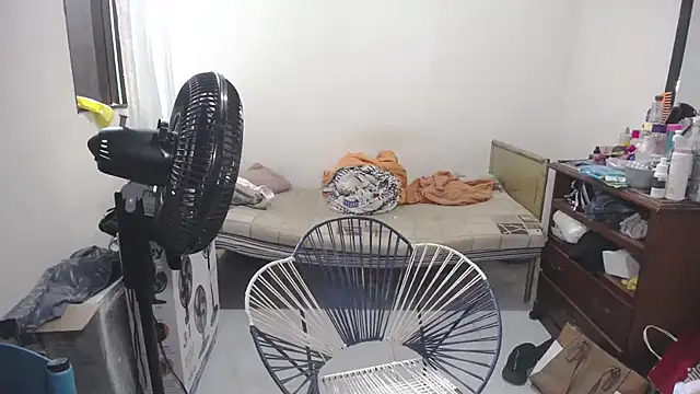 Mirage_Sertori live sex cam