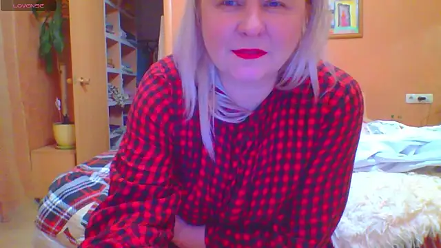 mira_robinsonnn's cam snapshot