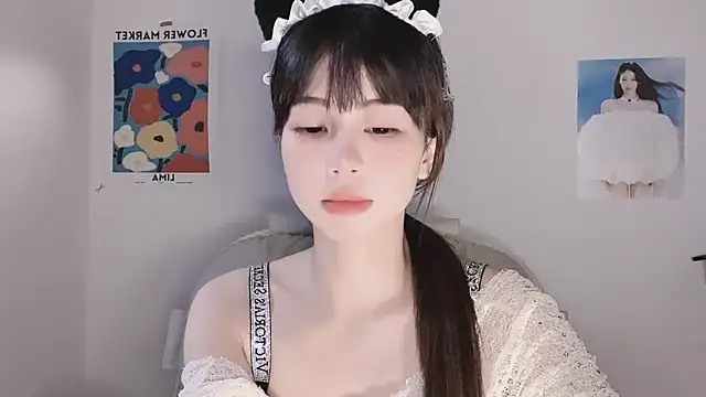 -Hottie's cam snapshot