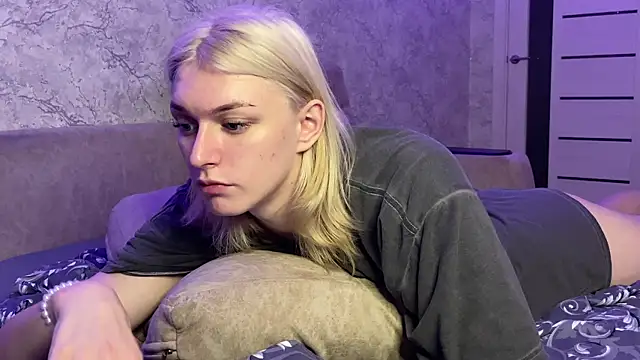 evelina228 live sex cam