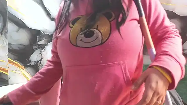 valery_cute_18's cam snapshot