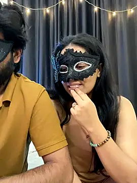 vickyandtania's cam snapshot