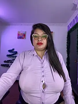 MiiaaJoness's cam snapshot